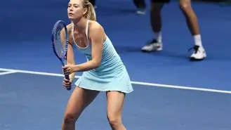  JackeyLove巅峰对决，莎拉波娃与70激战湖人分钟，关键助攻胜负难料！